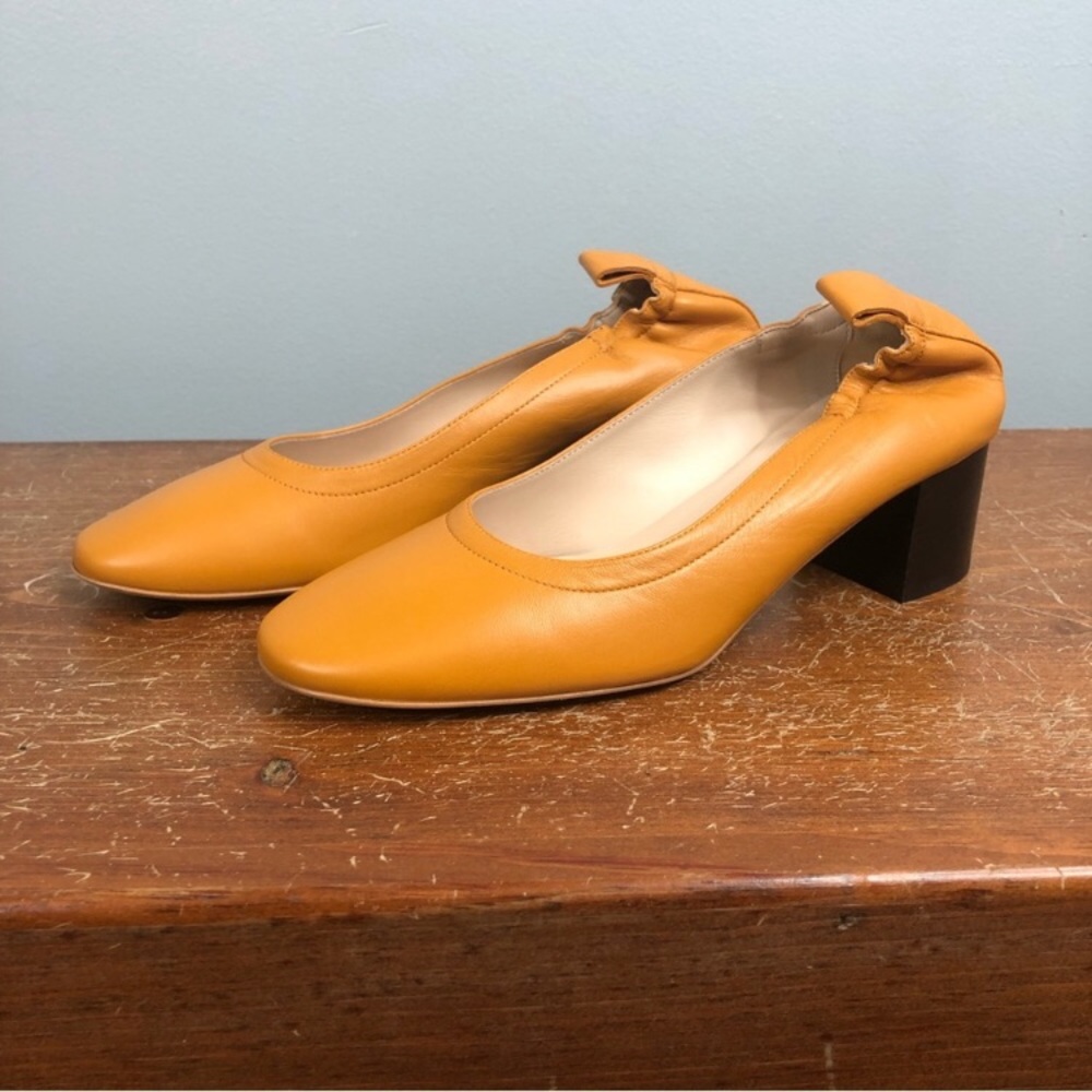 Women's 6.5 Everlane The Day Heel Italian Leather Stacked Heel Honey Yellow